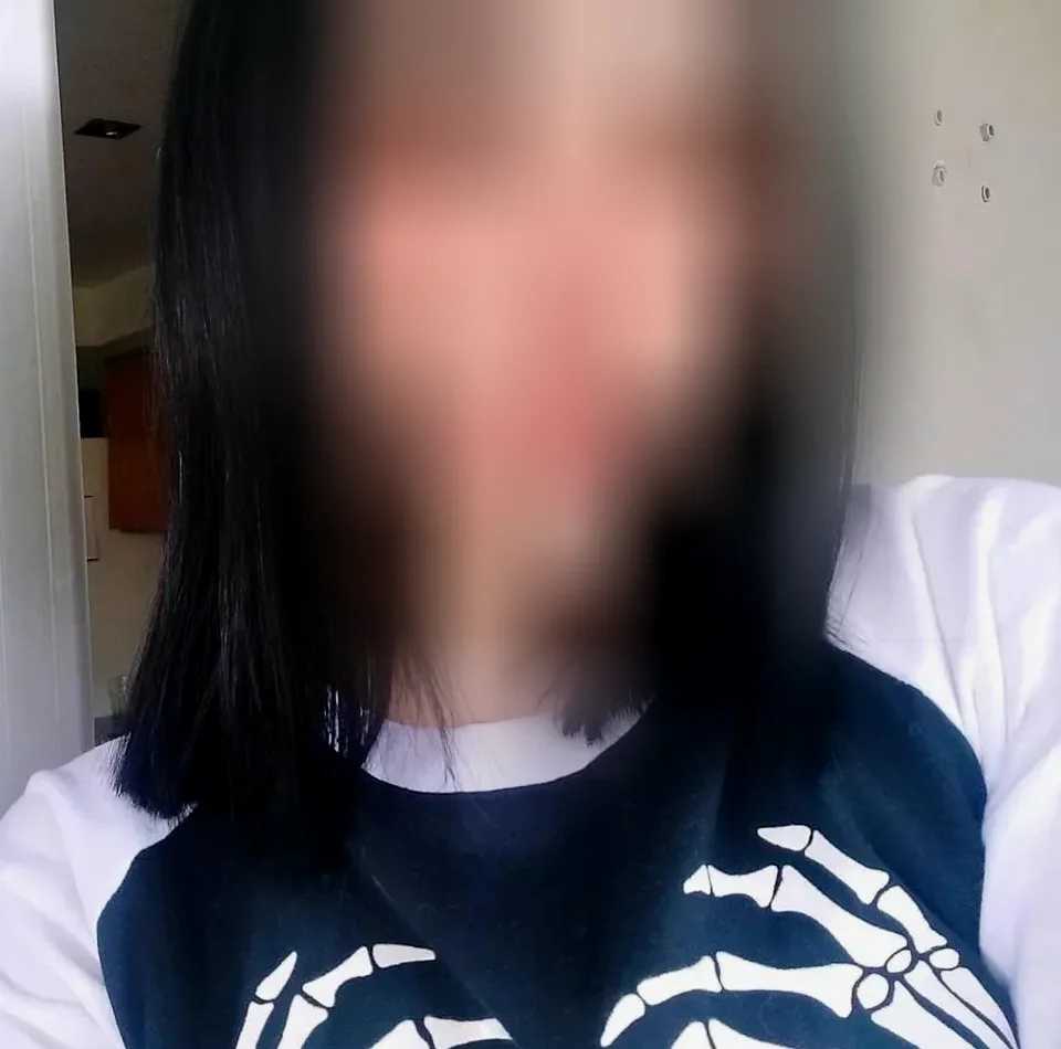 Andrea, 20