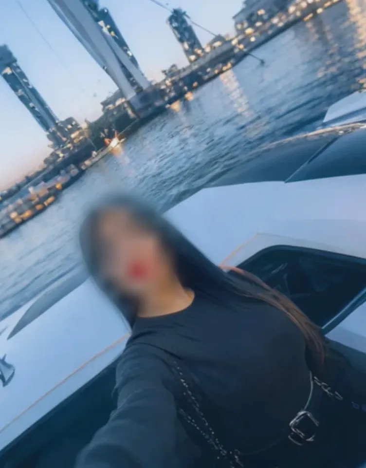 Janina, 35