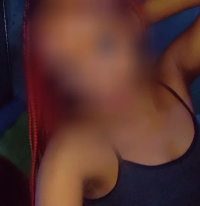Katrin, 23
