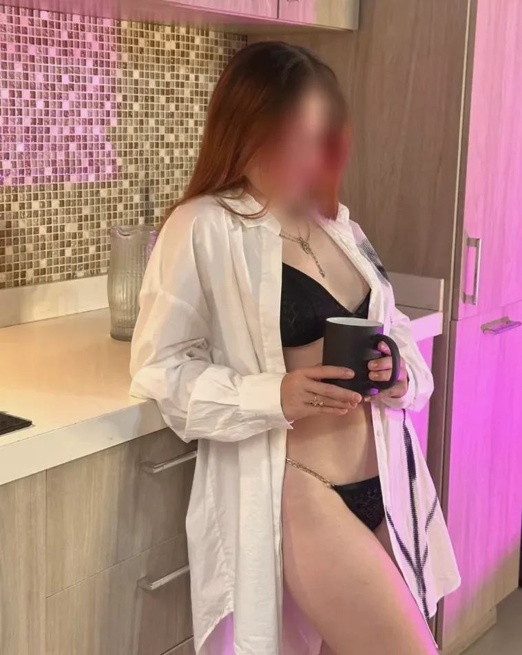 Linda, 24