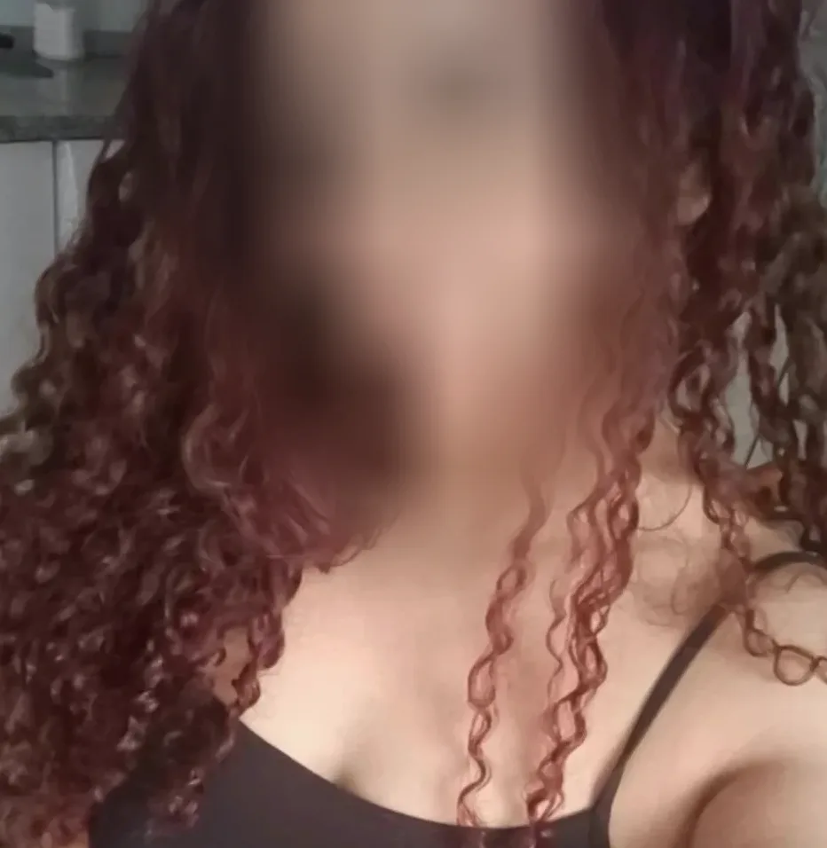 Tanja, 25